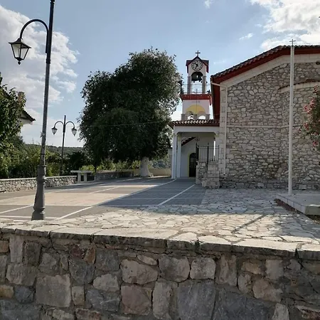 P & P Polylimnio Waterfalls Dhouvraiika