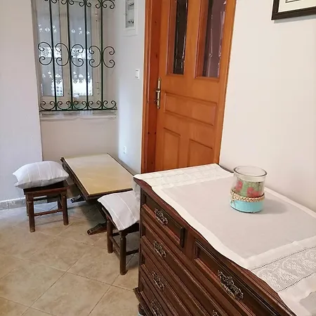 Holiday home P & P Polylimnio Waterfalls