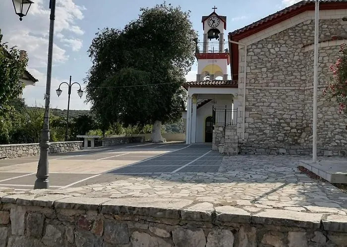 P & P Polylimnio Waterfalls Dhouvraiika