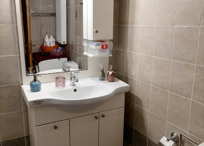 P & P Polylimnio Waterfalls Tatil Evi *