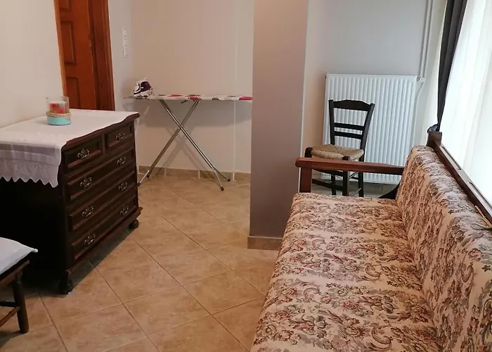 Tatil Evi P & P Polylimnio Waterfalls